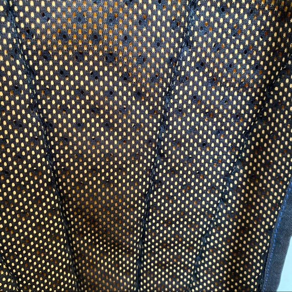 THE NORTH FACE • “Thresher” Hydration Pack - Picture 8 of 16